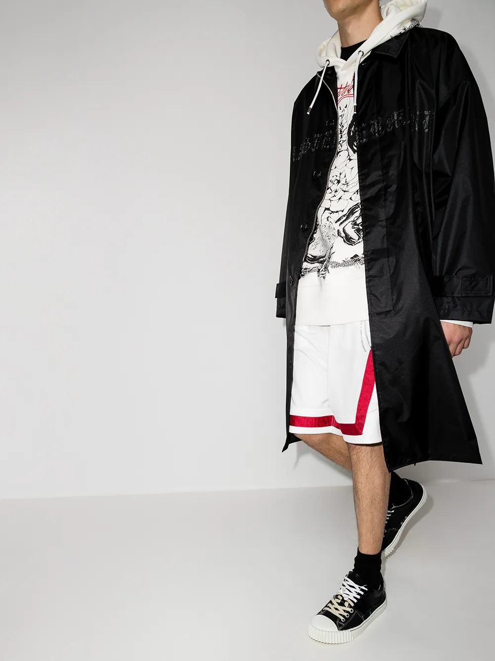 фото Mastermind japan спортивные шорты с вышивкой