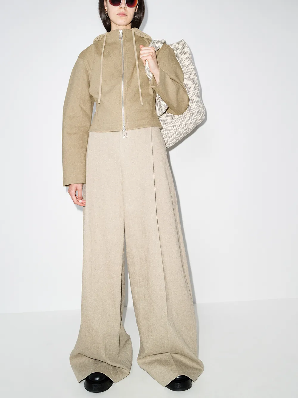 фото Bottega veneta куртка на молнии с капюшоном