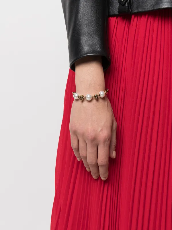 アクセサリーその他 Alexander McQueen Jewels Gold NIB Alexander McQueen 'I' Skull Gold Alphabet Shoe Charm