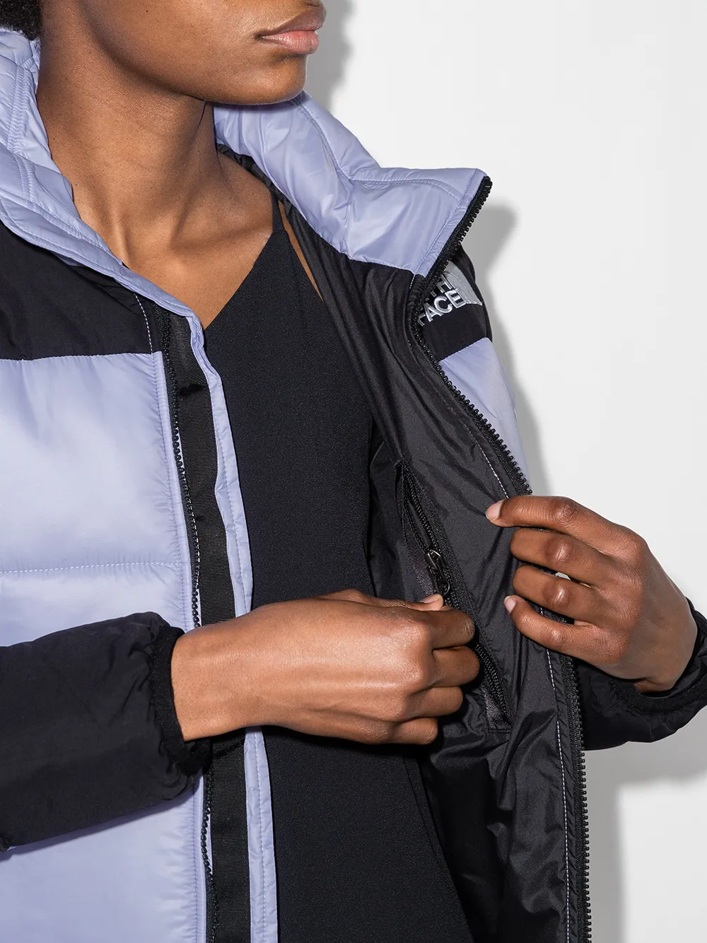 фото The north face пуховик с вышитым логотипом