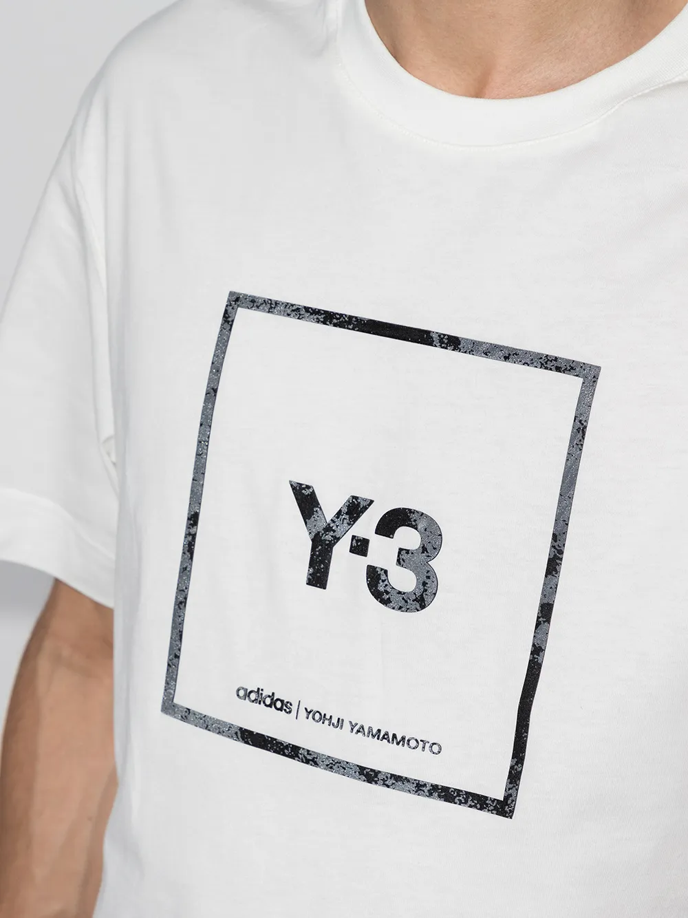 фото Y-3 футболка с короткими рукавами и логотипом