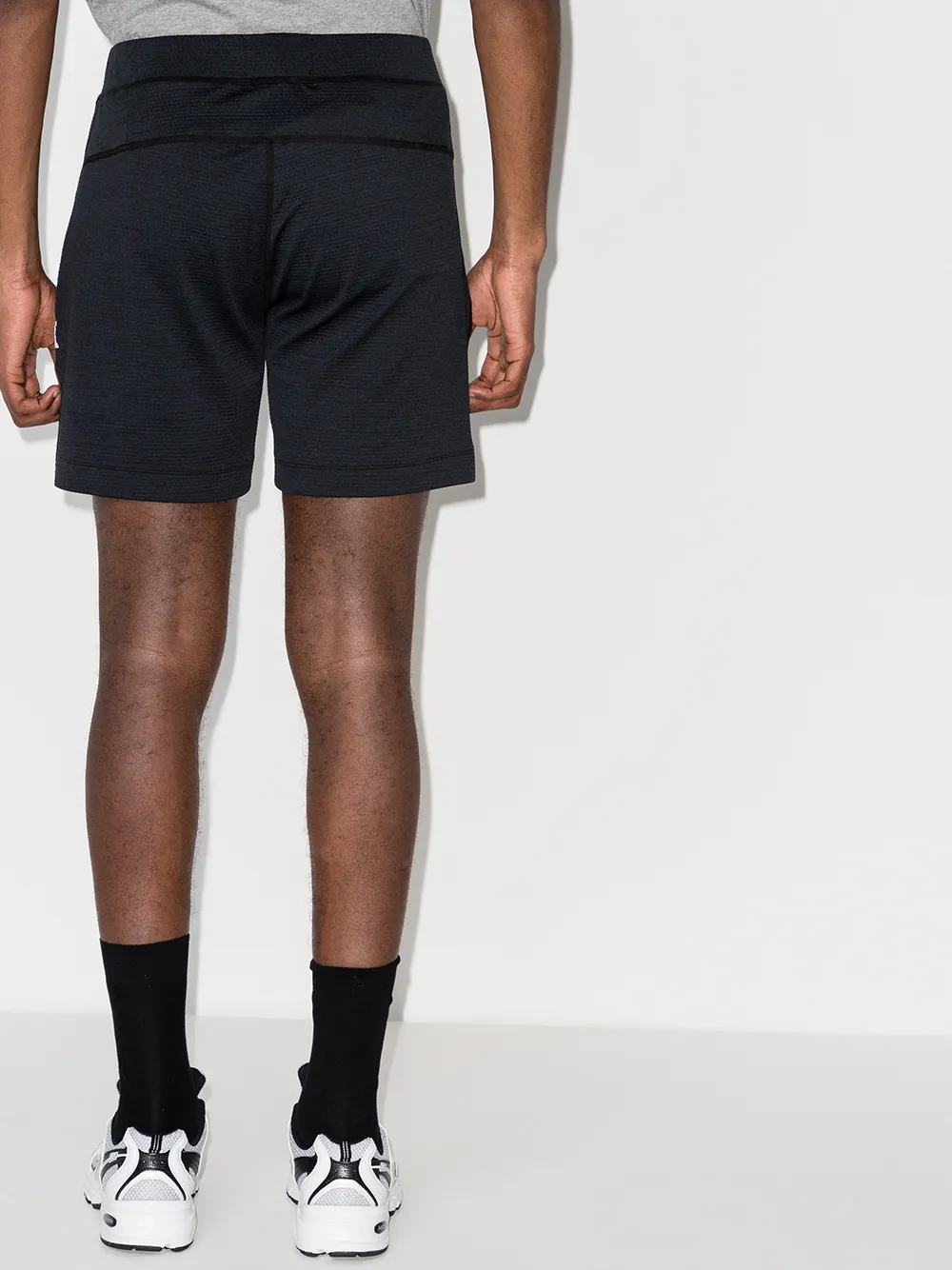 фото Reigning champ спортивные шорты с нашивкой-логотипом