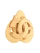 Chanel Pre-Owned aretes con motivo de corazón y logo CC 1997