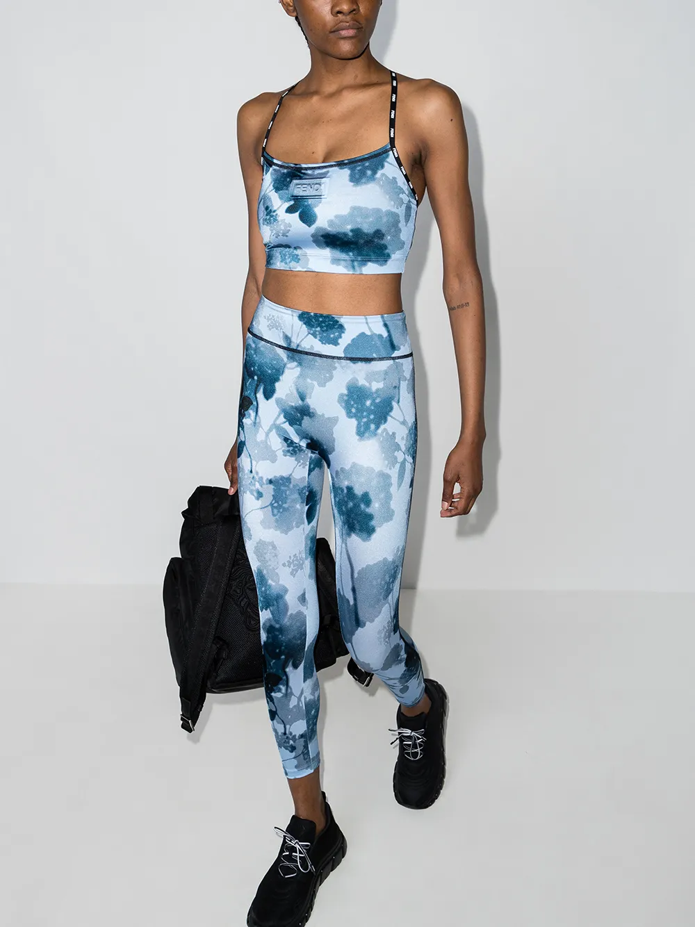 фото Fendi спортивный бюстгальтер shady flowers