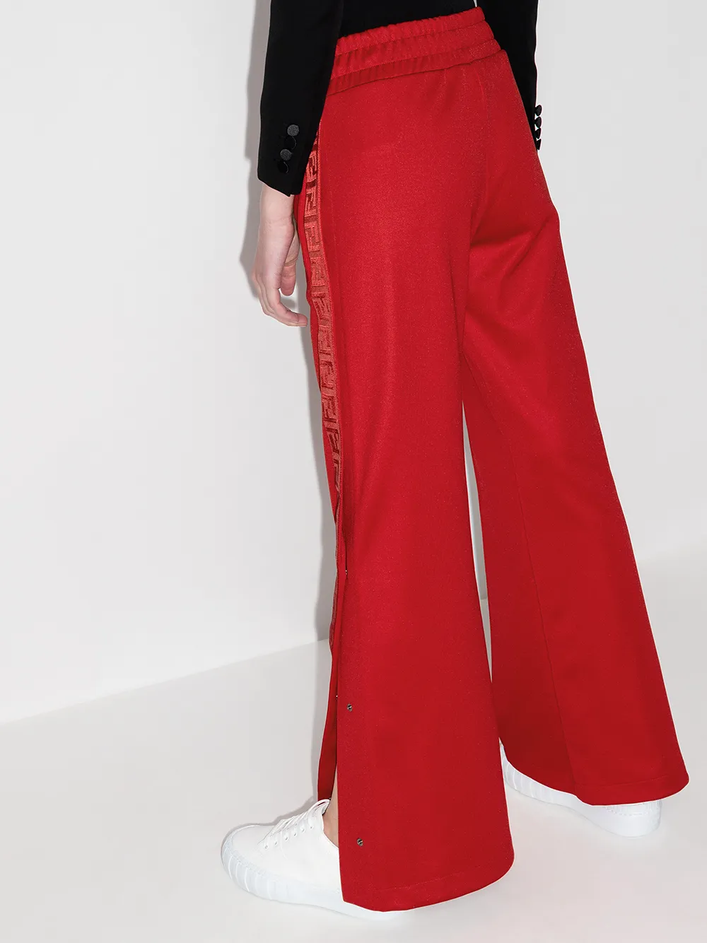 фото Fendi спортивные брюки с логотипами на лампасах