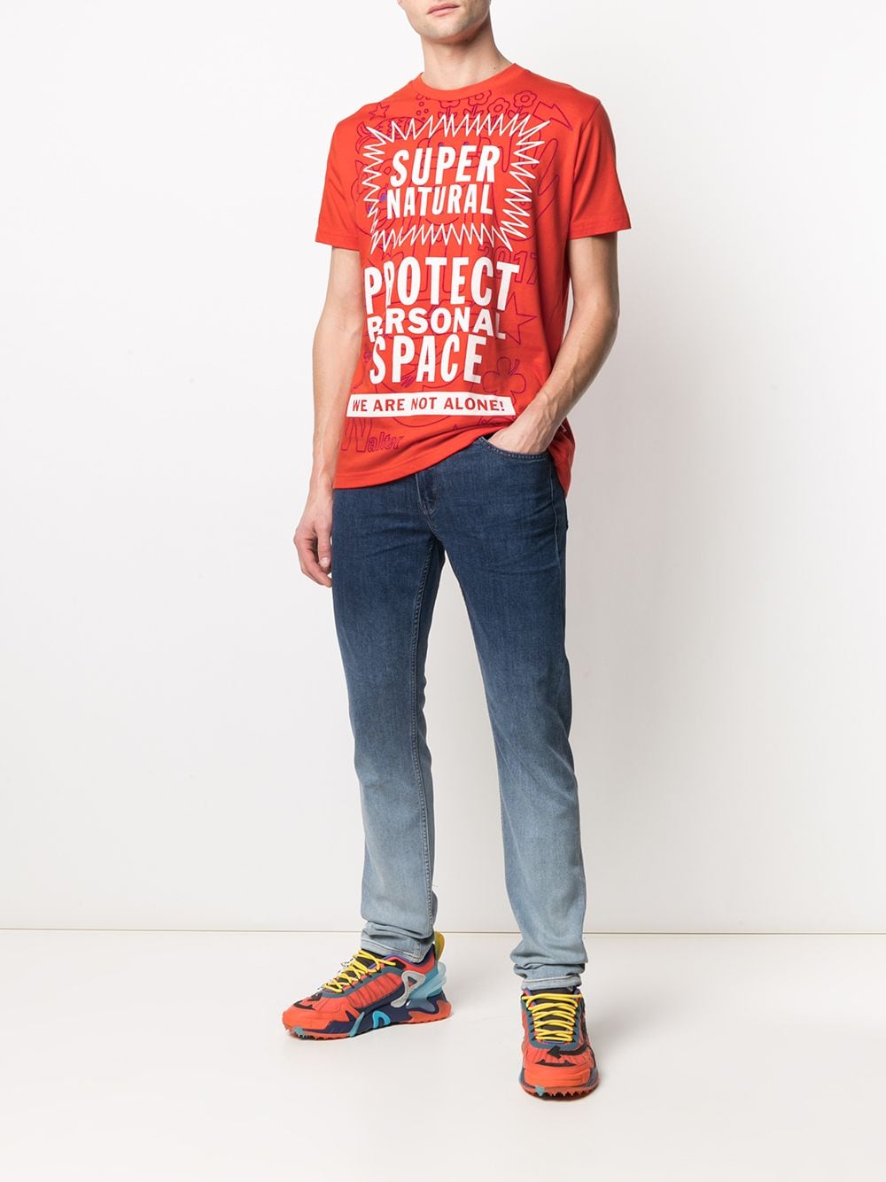 Walter Van Beirendonck Pre-Owned T-shirt met print - Oranje