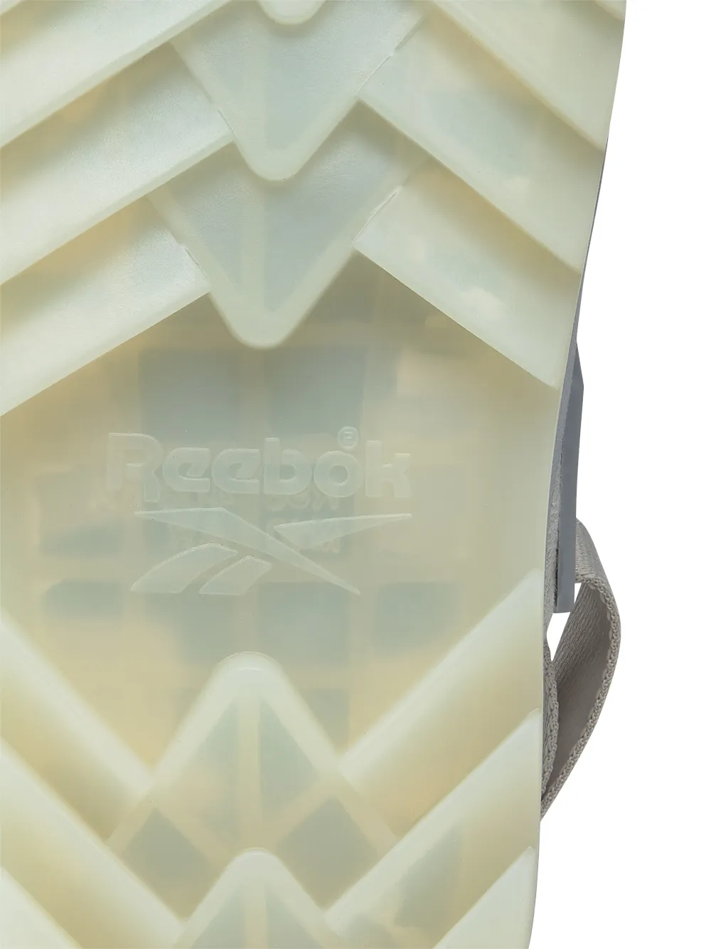 фото Reebok кеды club c 85 из коллаборации со story mfg.