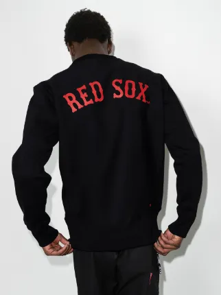 x Red Sox™ 圆领卫衣展示图