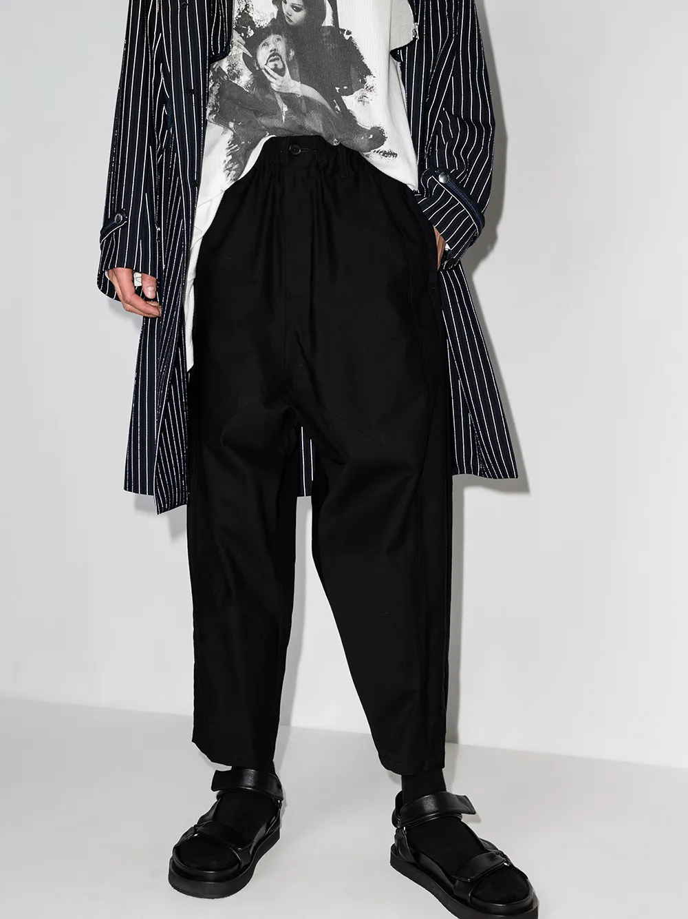 фото Yohji yamamoto укороченные брюки свободного кроя