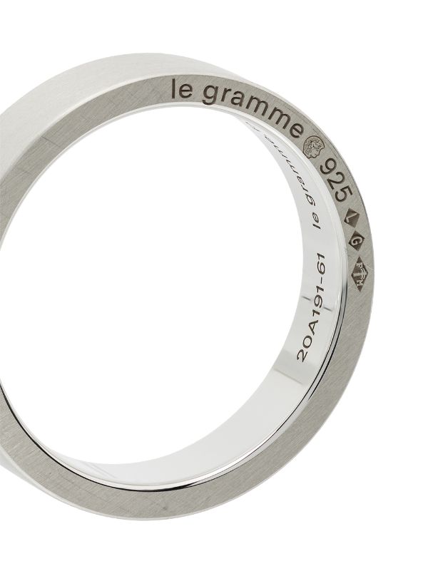 La 7g brushed ribbon ring