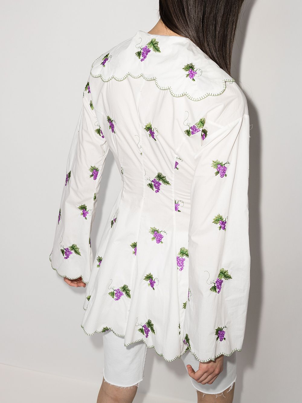 фото Yuhan wang grape embroidered scalloped blouse