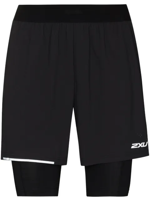 2XU شورت ضاغط بشعار الماركة عاكس