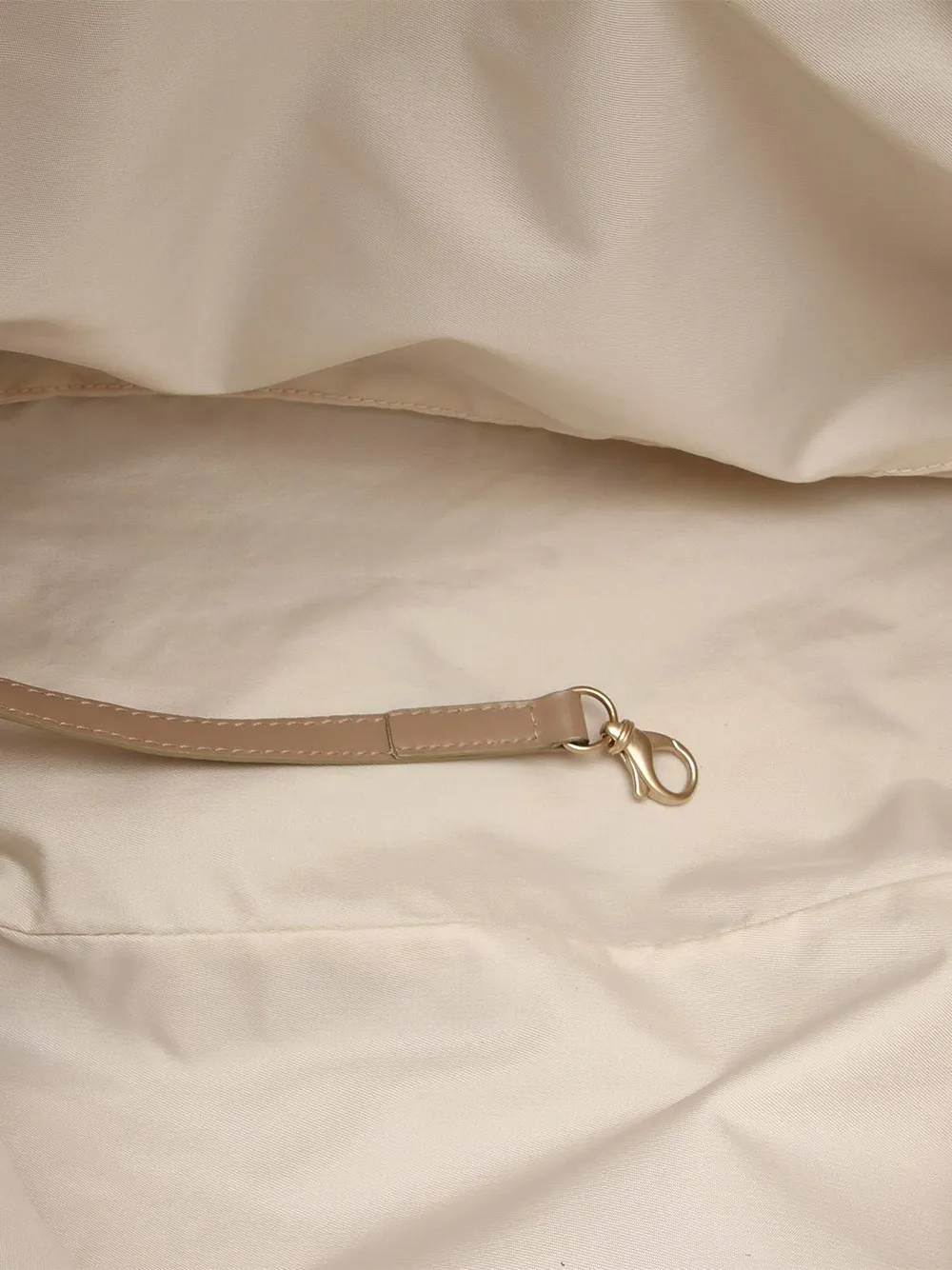 фото Chanel pre-owned сумка new travel line 2003-го года