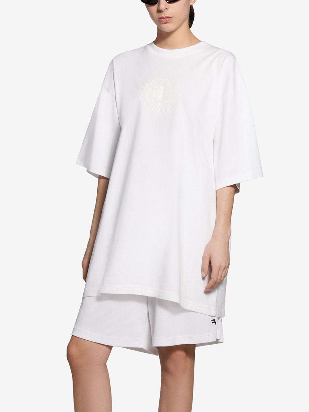 Shop Balenciaga Gitd Lion's Laurel T-shirt In White