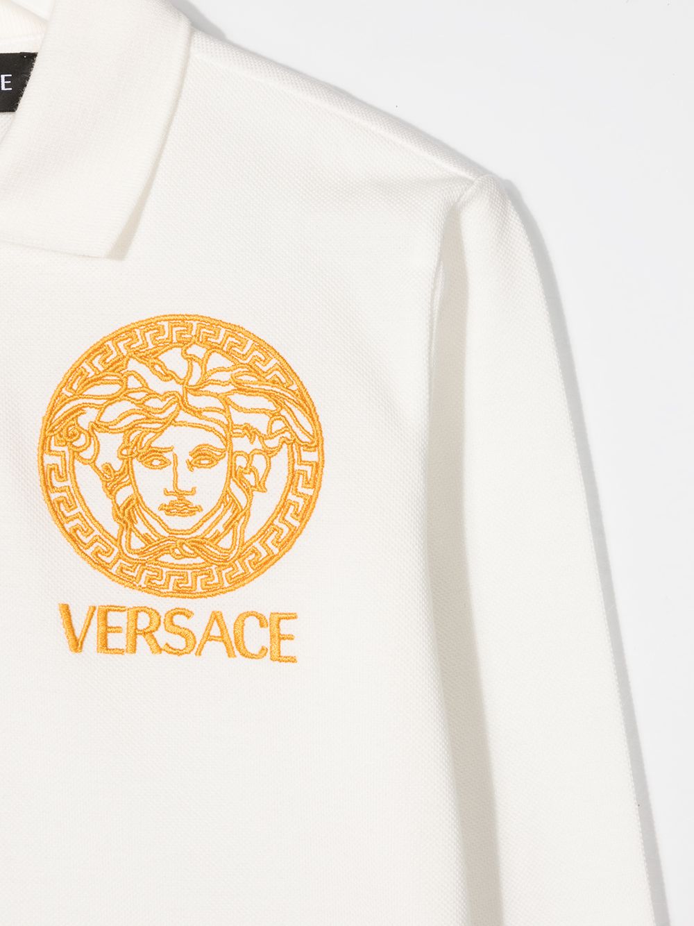 фото Young versace рубашка поло с вышивкой medusa