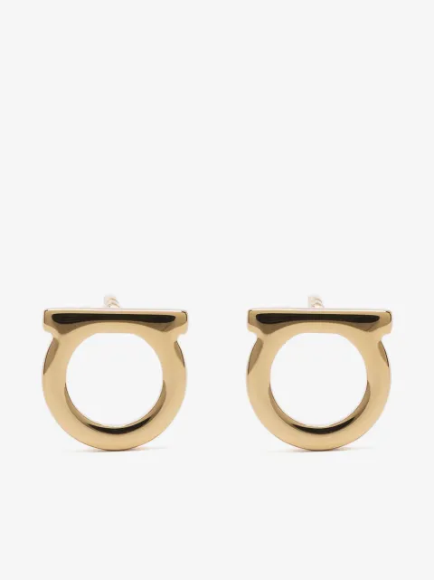 Ferragamo aretes Gancini con apliques