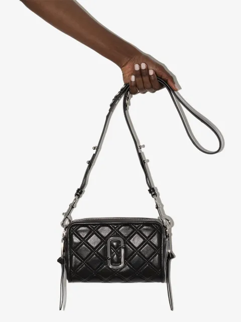 the softshot 21 quilted leather crossbody bolsa