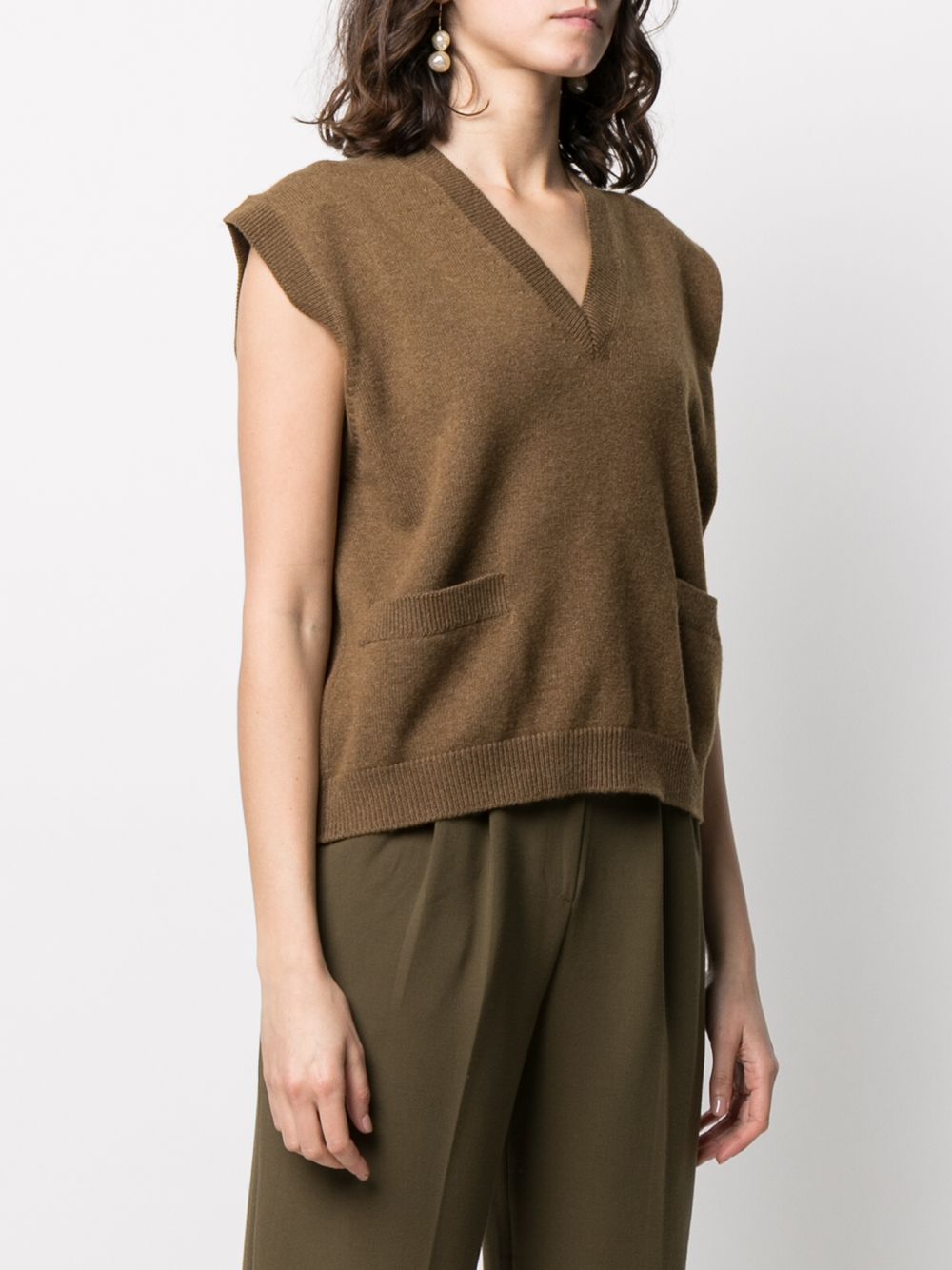 фото Margaret howell v-neck knitted sweatervest