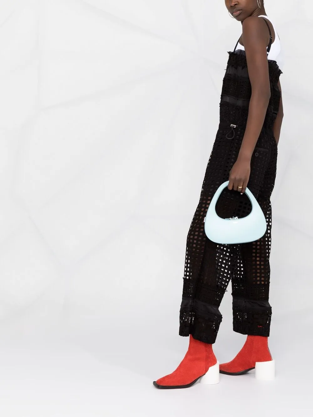 фото Sacai комбинезон с английской вышивкой