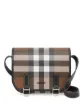 Bild 1 av Burberry rutig axelremsväska
