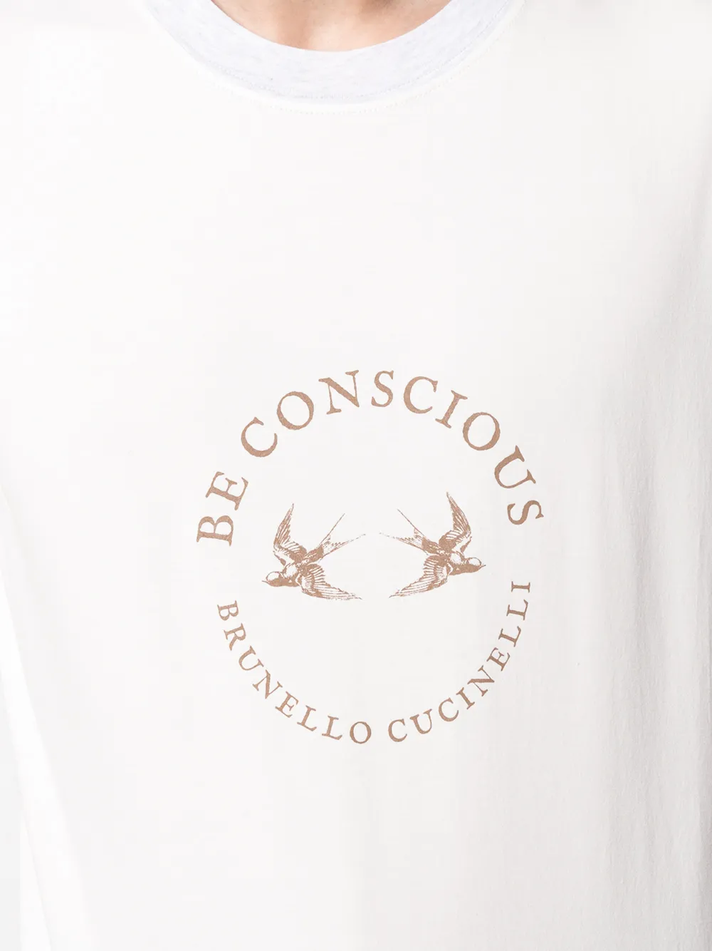 фото Brunello cucinelli футболка be conscious с круглым вырезом