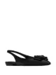 Imagem 2 de Saint Laurent Sapatilha Anais com detalhe de laço