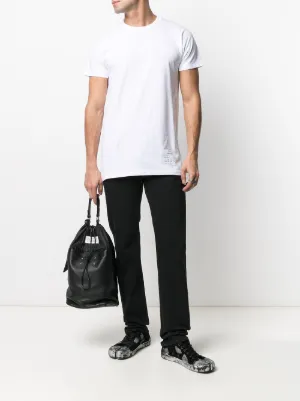 【Maison Margiela】メンズ ロゴ刺繍Tシャツ ブラック Maison Margiela (メゾン マルジェラ) - STAMP LOGO SHIRT T