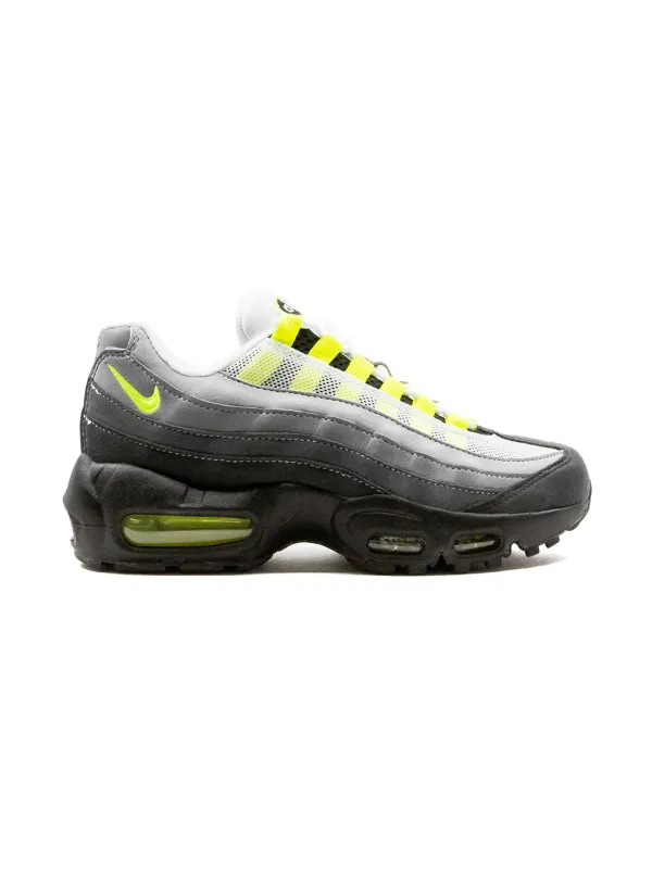 Nike 95 hotsell size 2