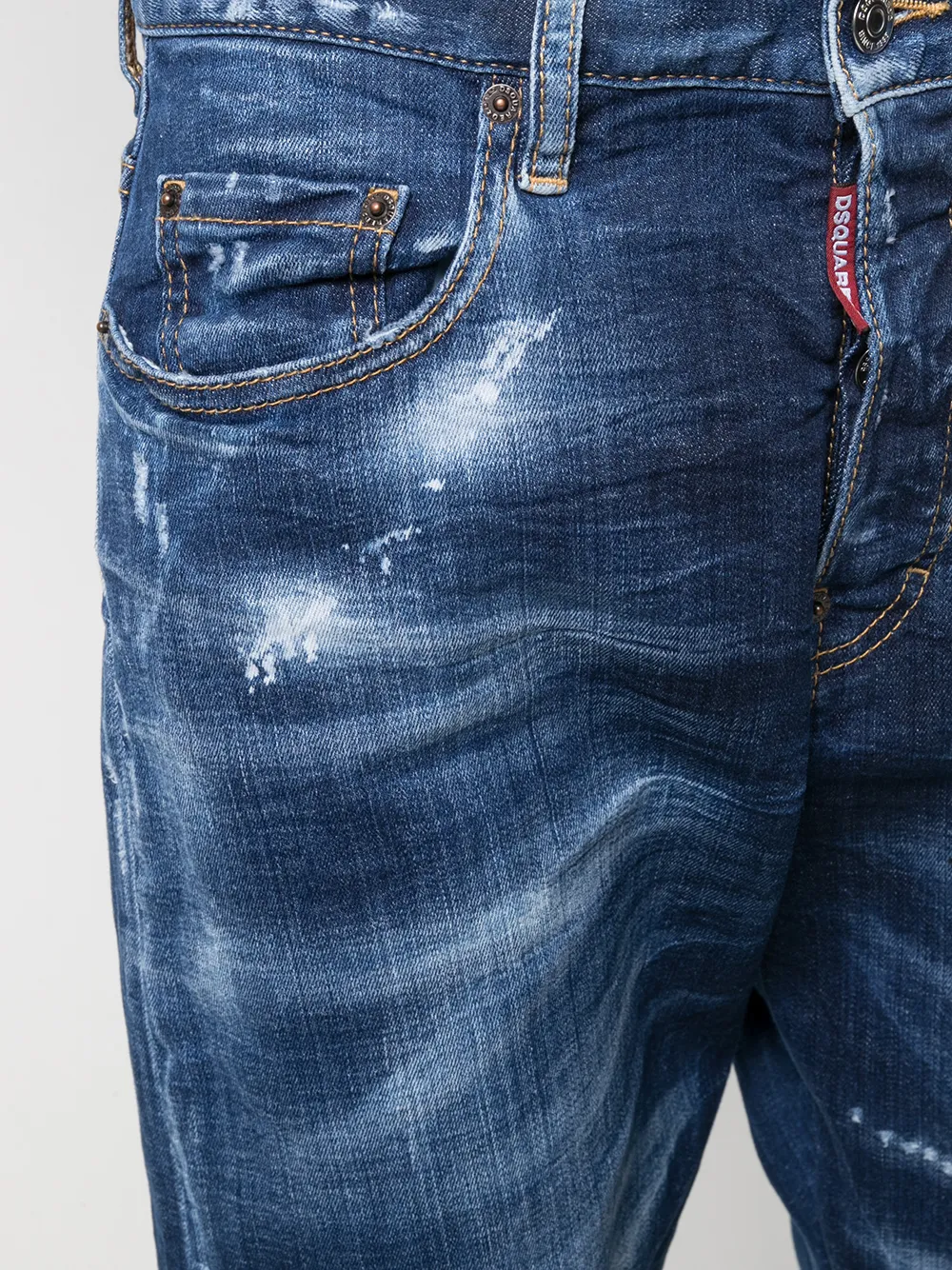 фото Dsquared2 джинсы бойфренды с эффектом потертости