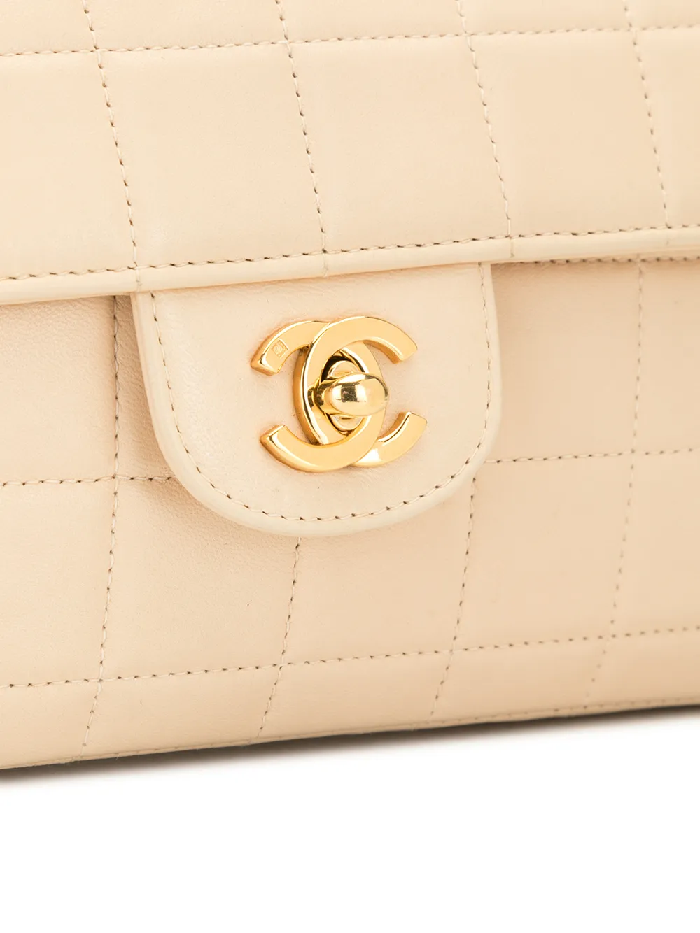 фото Chanel pre-owned сумка на плечо choco bar 2002-го года