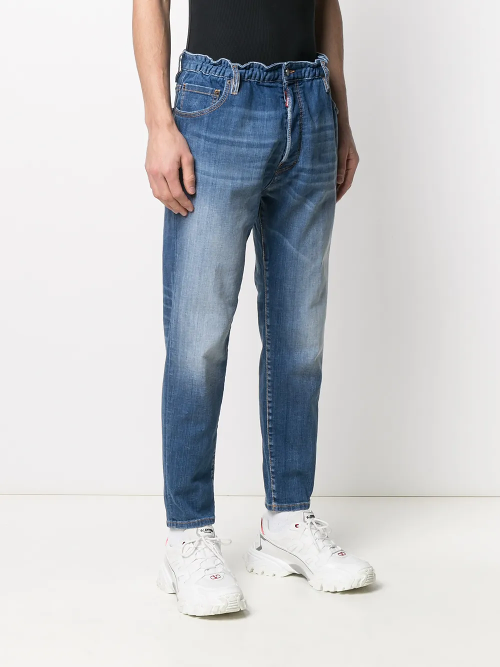 фото Dsquared2 узкие джинсы с эффектом потертости