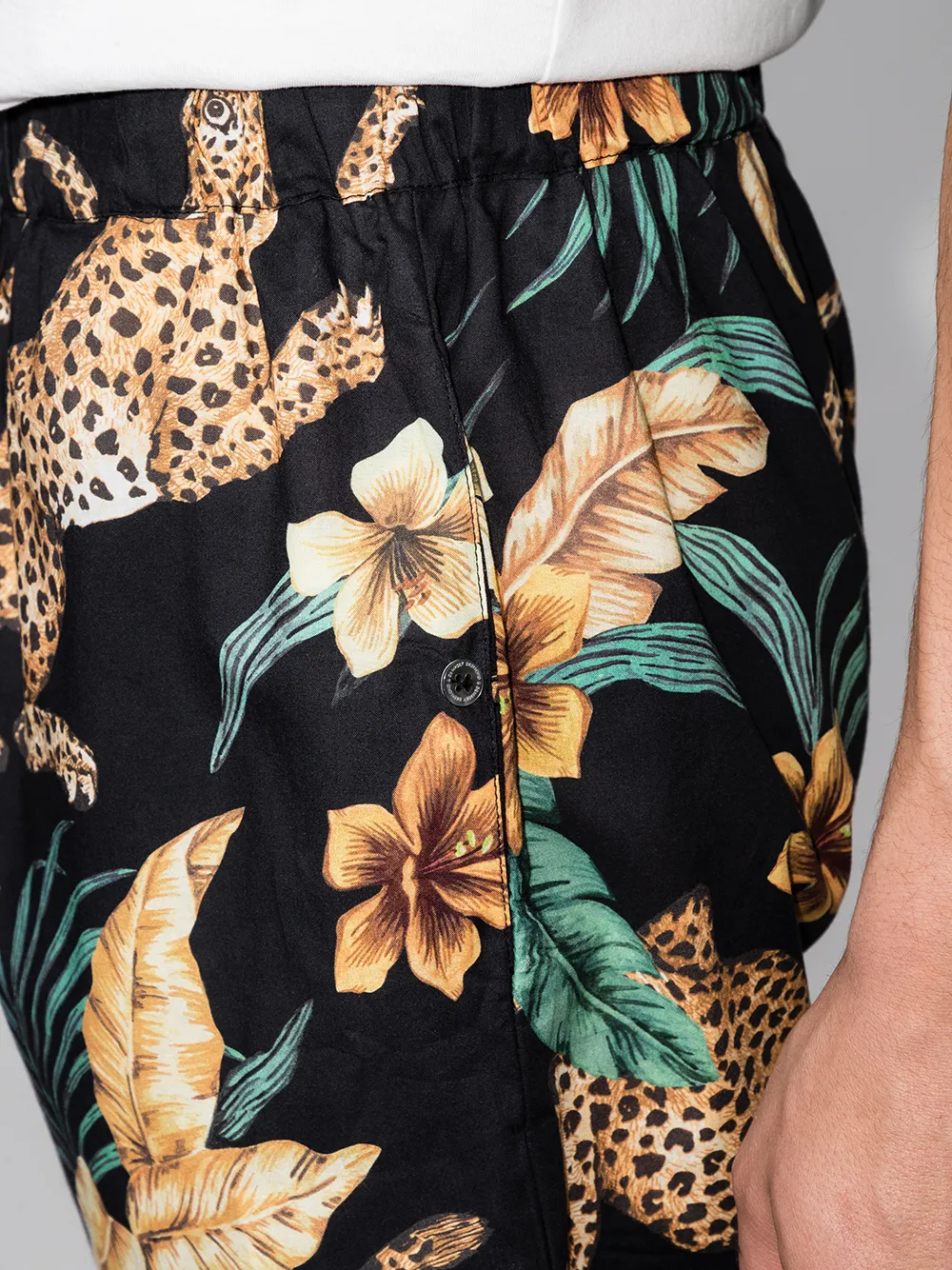 фото Desmond & dempsey jungle print pajama shorts