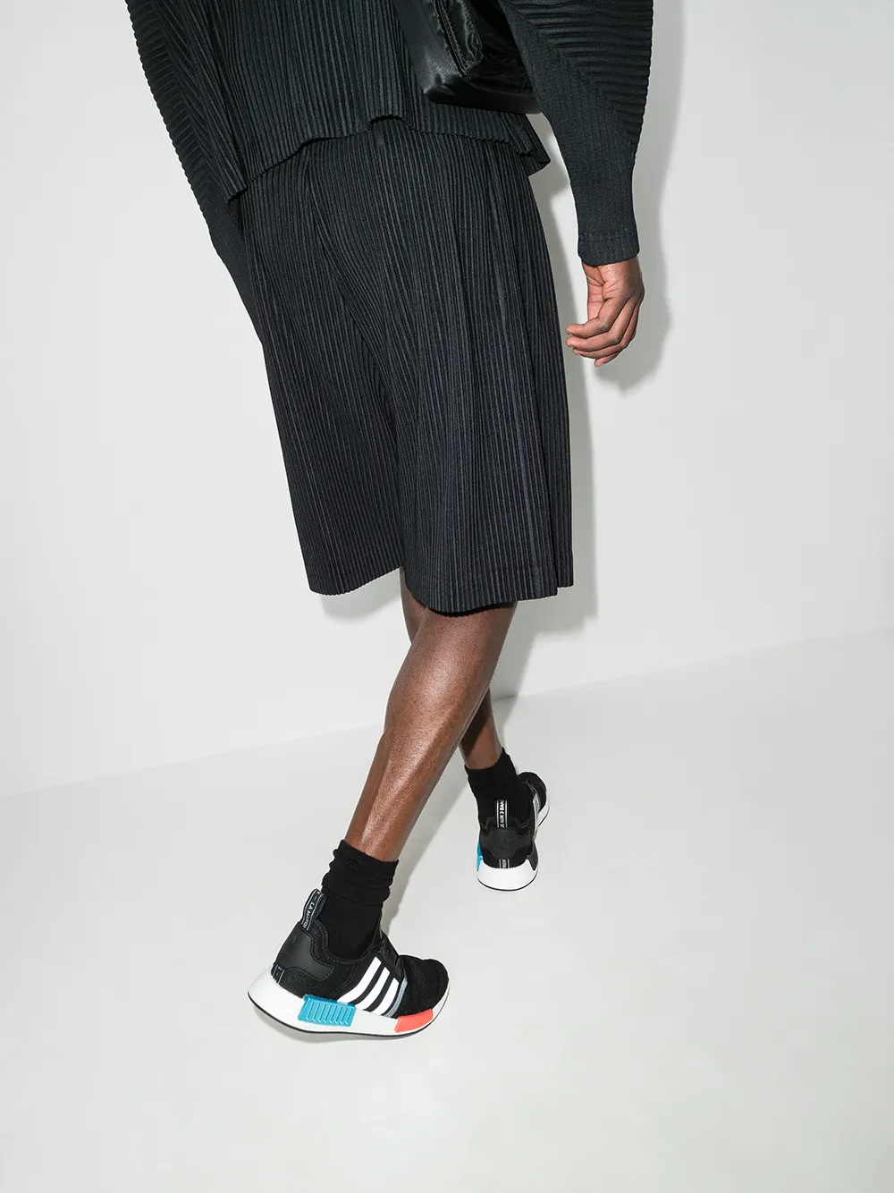 фото Adidas кроссовки nmd r1