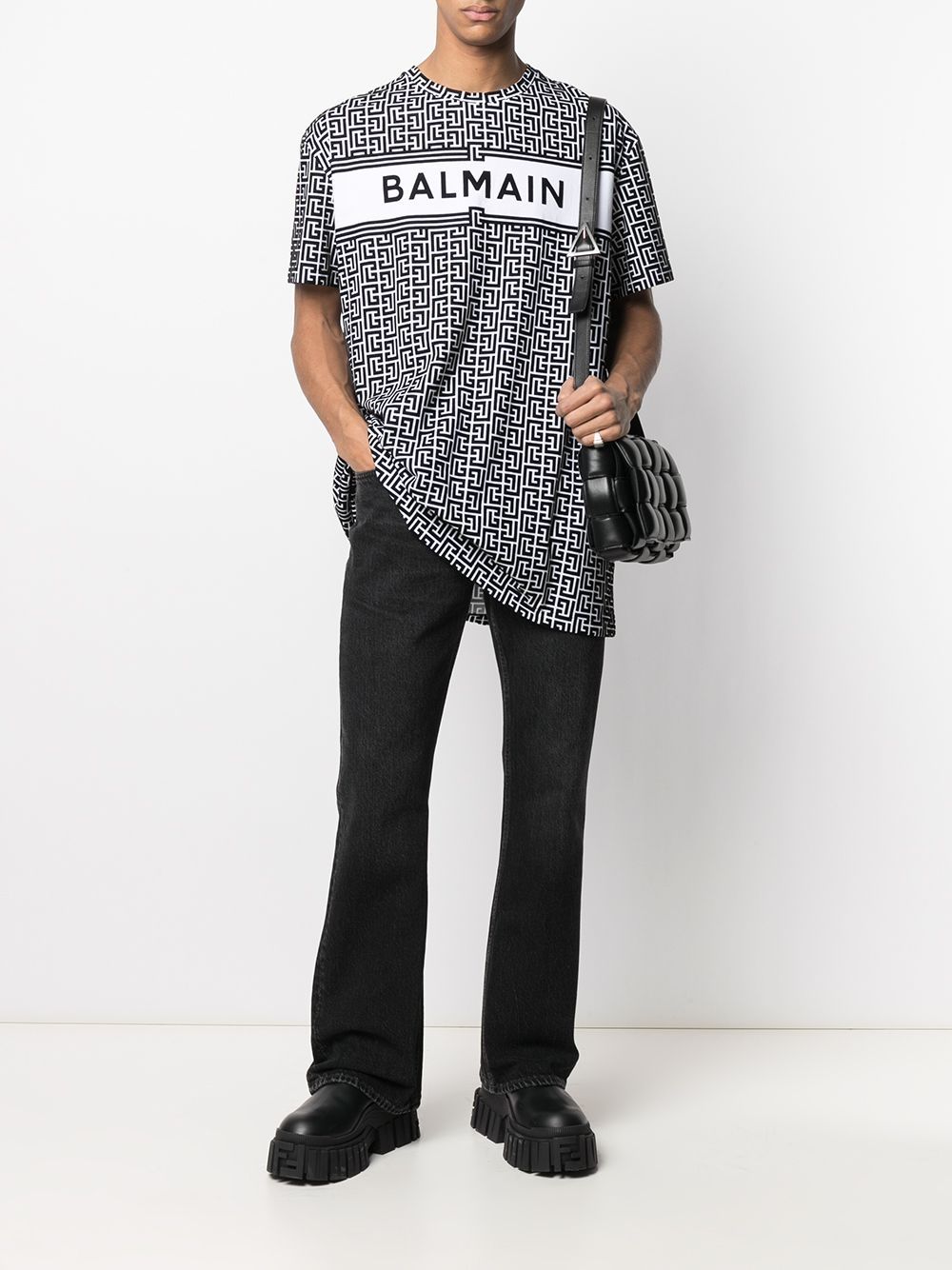 фото Balmain фактурная футболка с монограммой