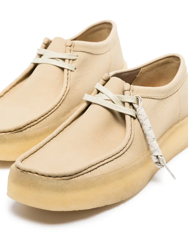 clarks wallabee-