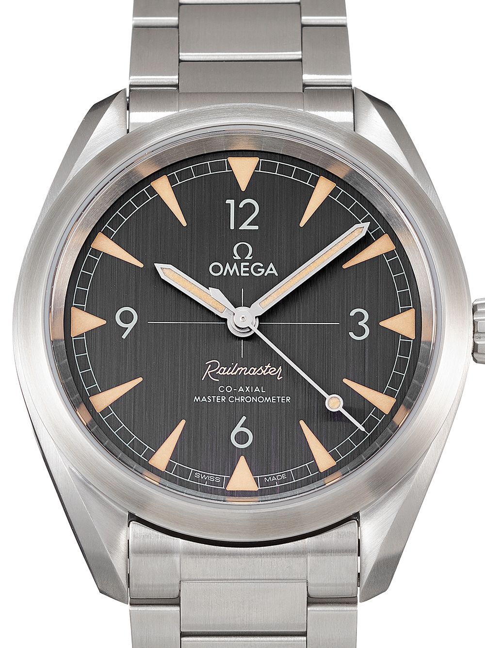 фото Omega наручные часы seamaster railmaster pre-owned 40 мм 2019-го года