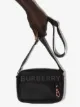 Burberry Paddy axelremsväska med logotypband