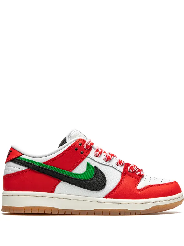 nike dunk low essential trainers in white