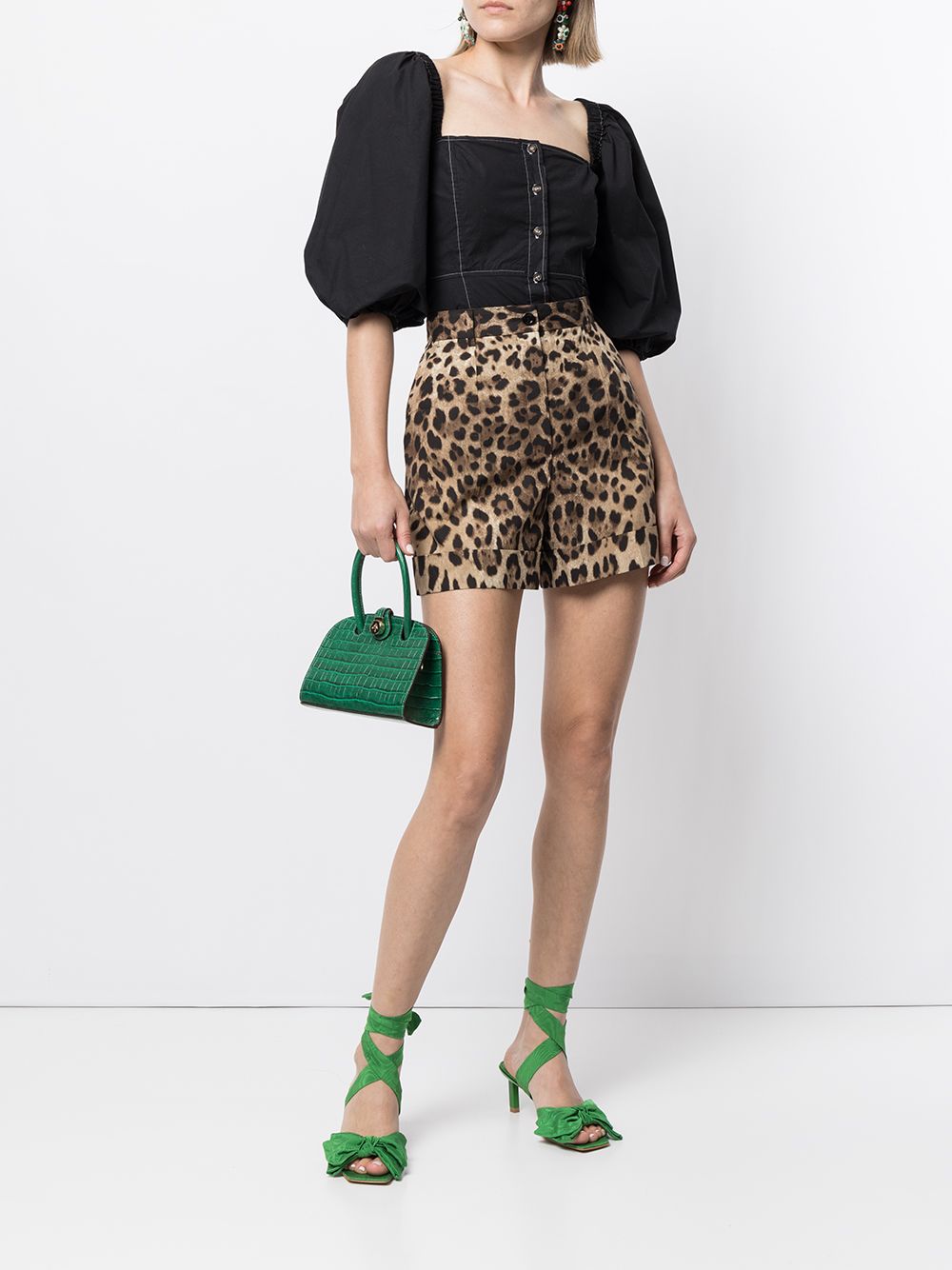 фото Dolce & gabbana шорты строгого кроя с леопардовым принтом