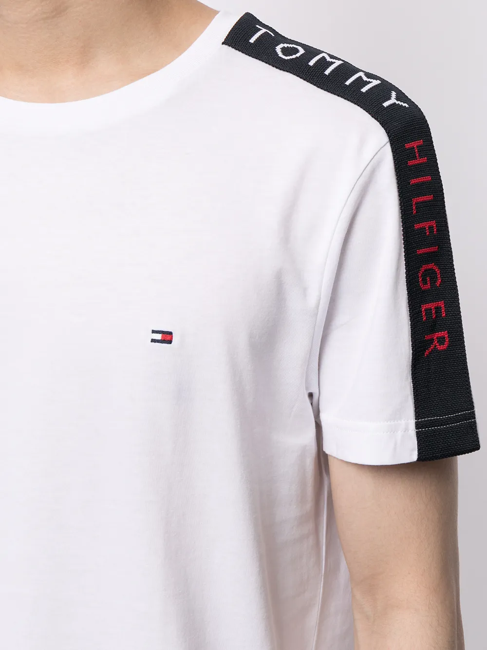 фото Tommy hilfiger футболка с короткими рукавами и логотипом