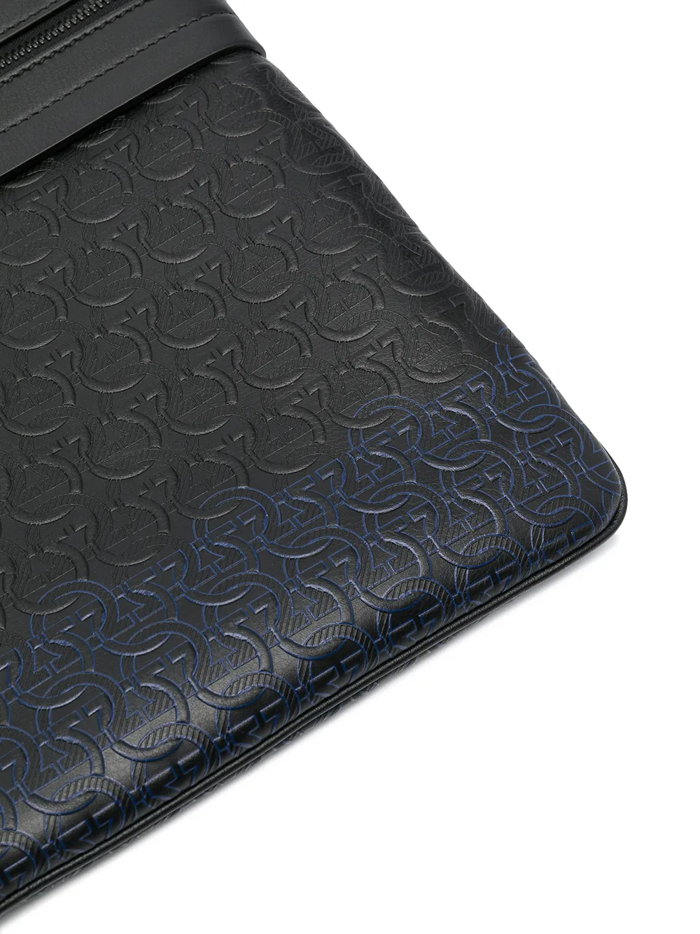 фото Salvatore ferragamo сумка-мессенджер с узором gancini