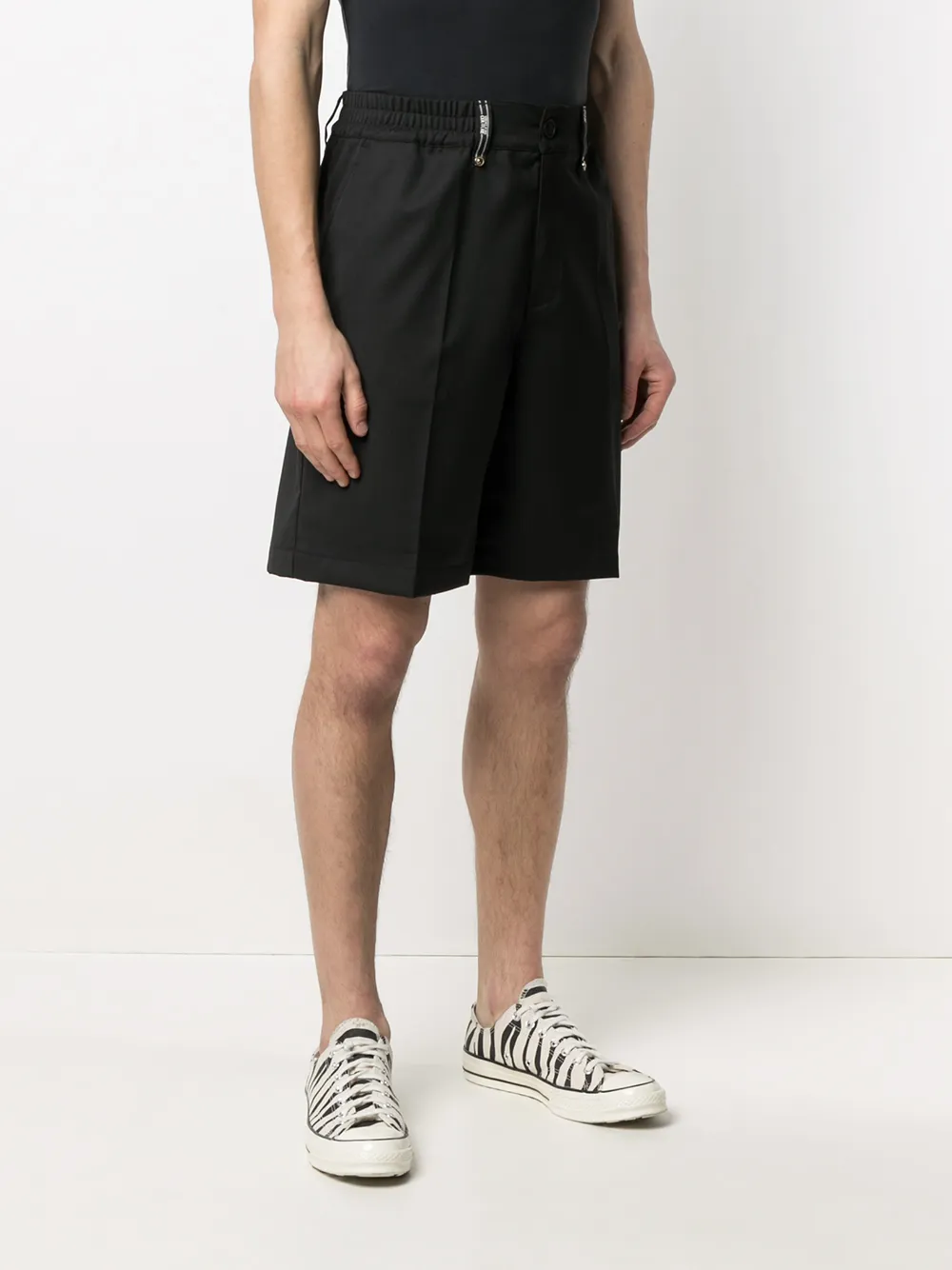 фото Versace jeans couture шорты со сборками