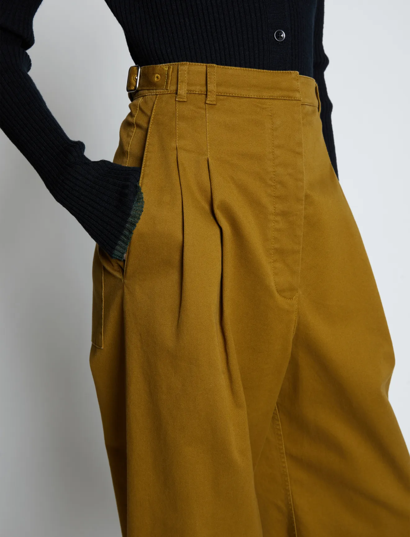 Cotton Twill Wide Leg Pants in olive 