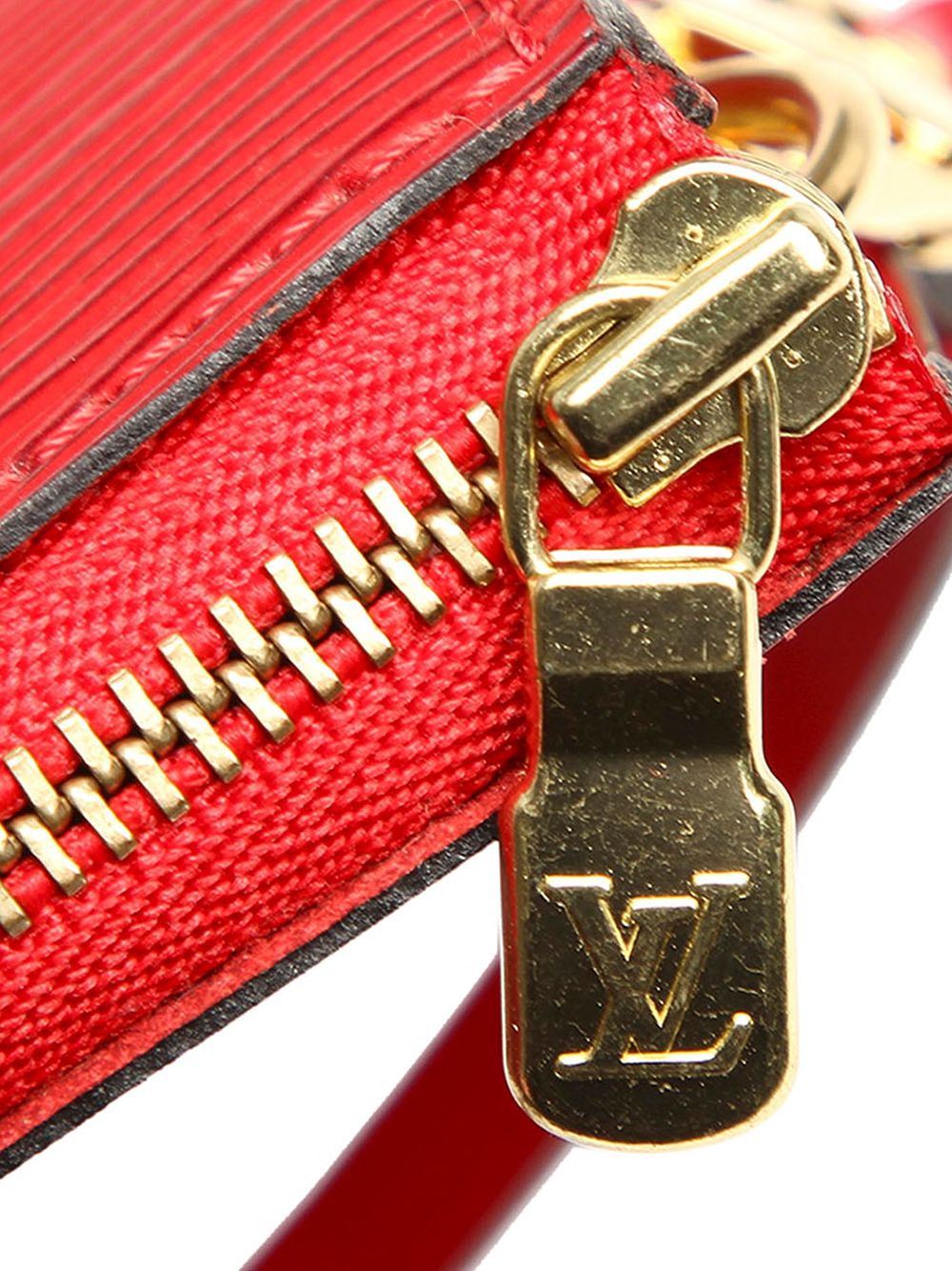 фото Louis vuitton сумка epi pochette accessoires 2002-го года