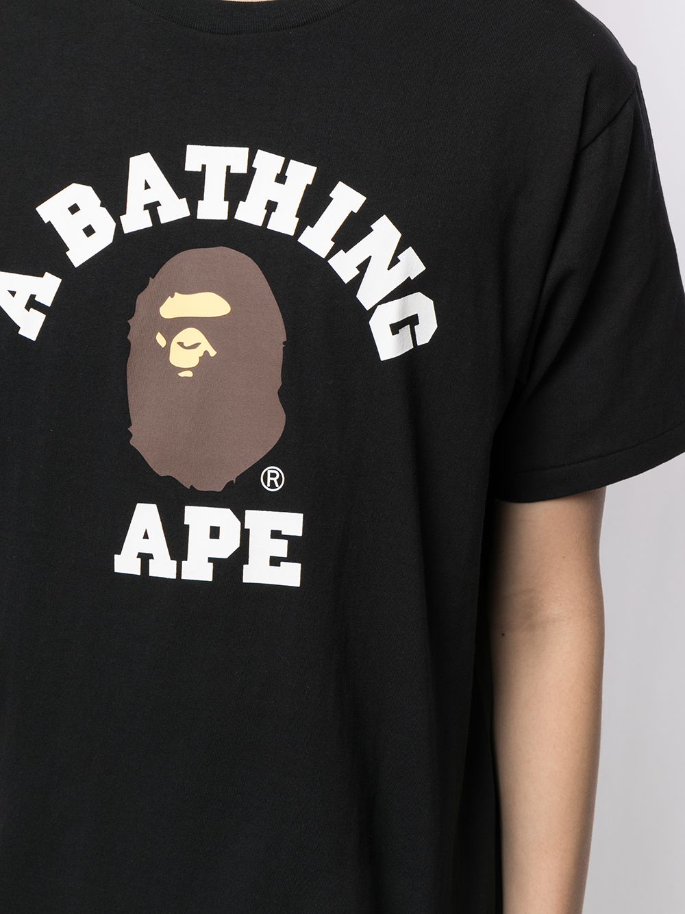 фото A bathing ape® футболка с графичным принтом