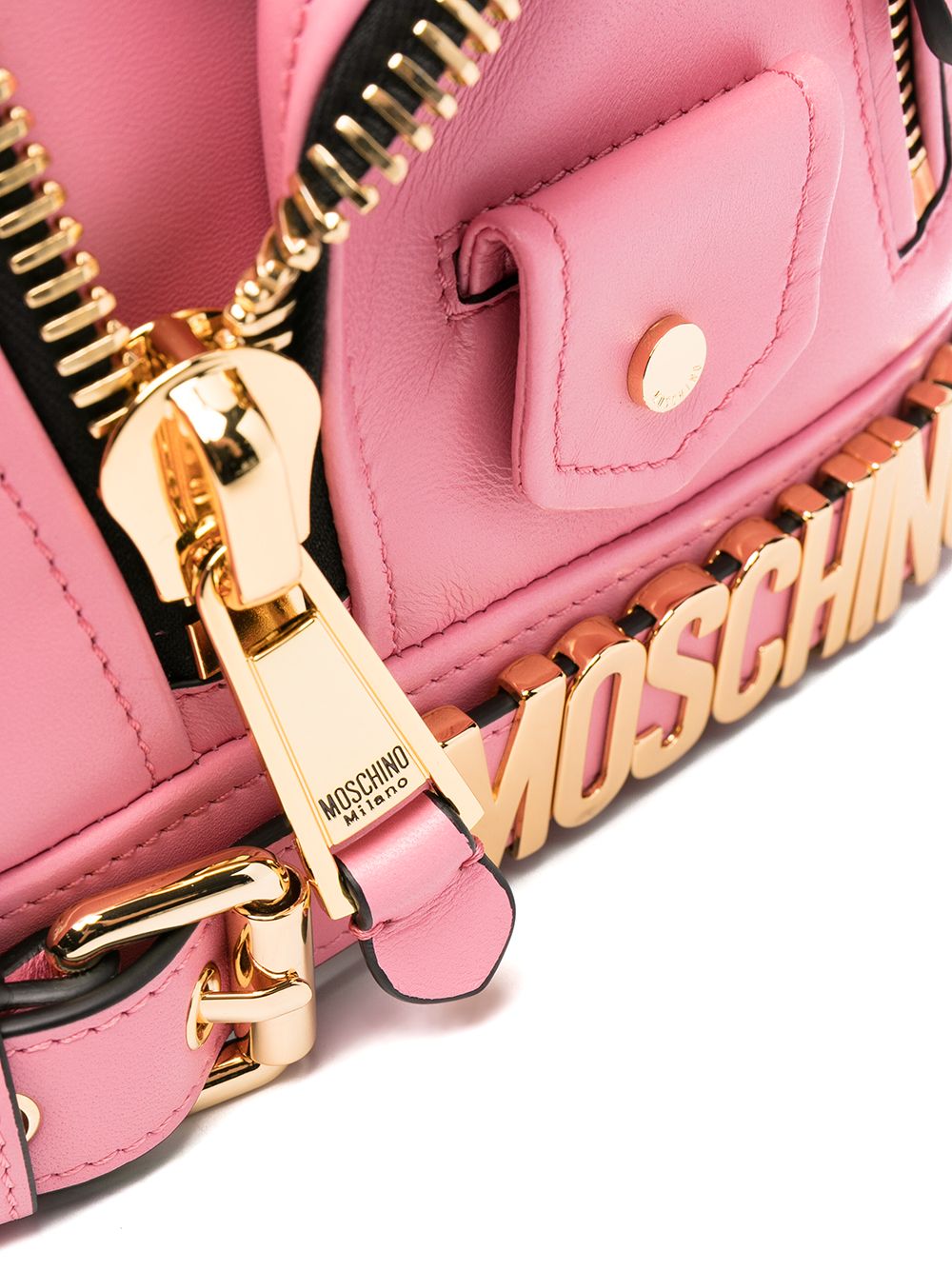 фото Moschino мини-рюкзак в форме байкерской куртки