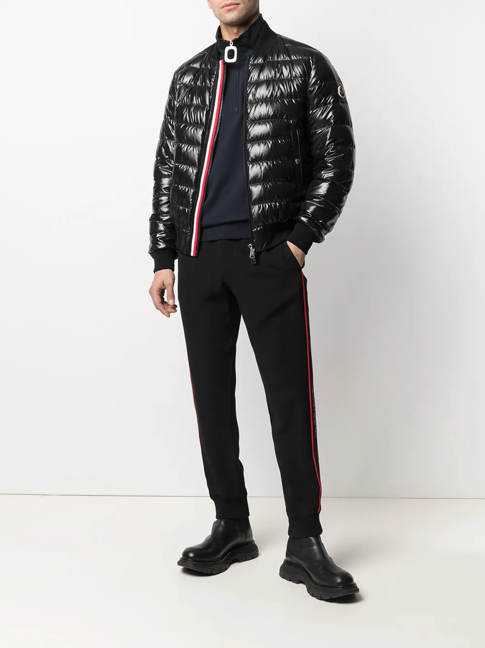 фото Moncler дутый бомбер perouges