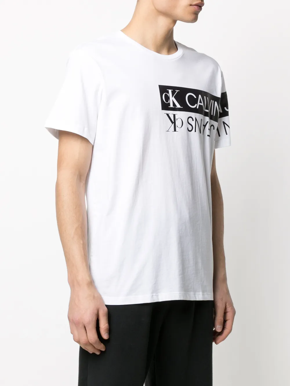 фото Calvin klein jeans футболка с логотипом