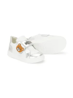 moschino girls trainers
