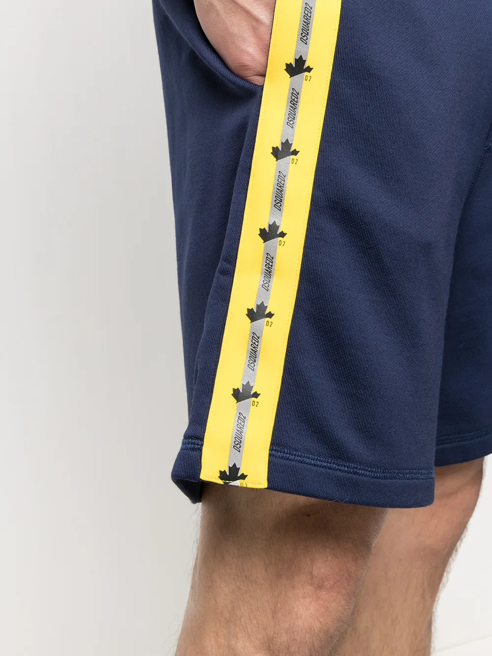 фото Dsquared2 спортивные шорты с логотипом